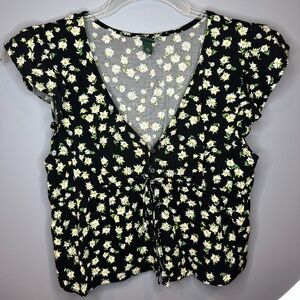 NWOT Wild fable black short sleeve crop top size M Medium